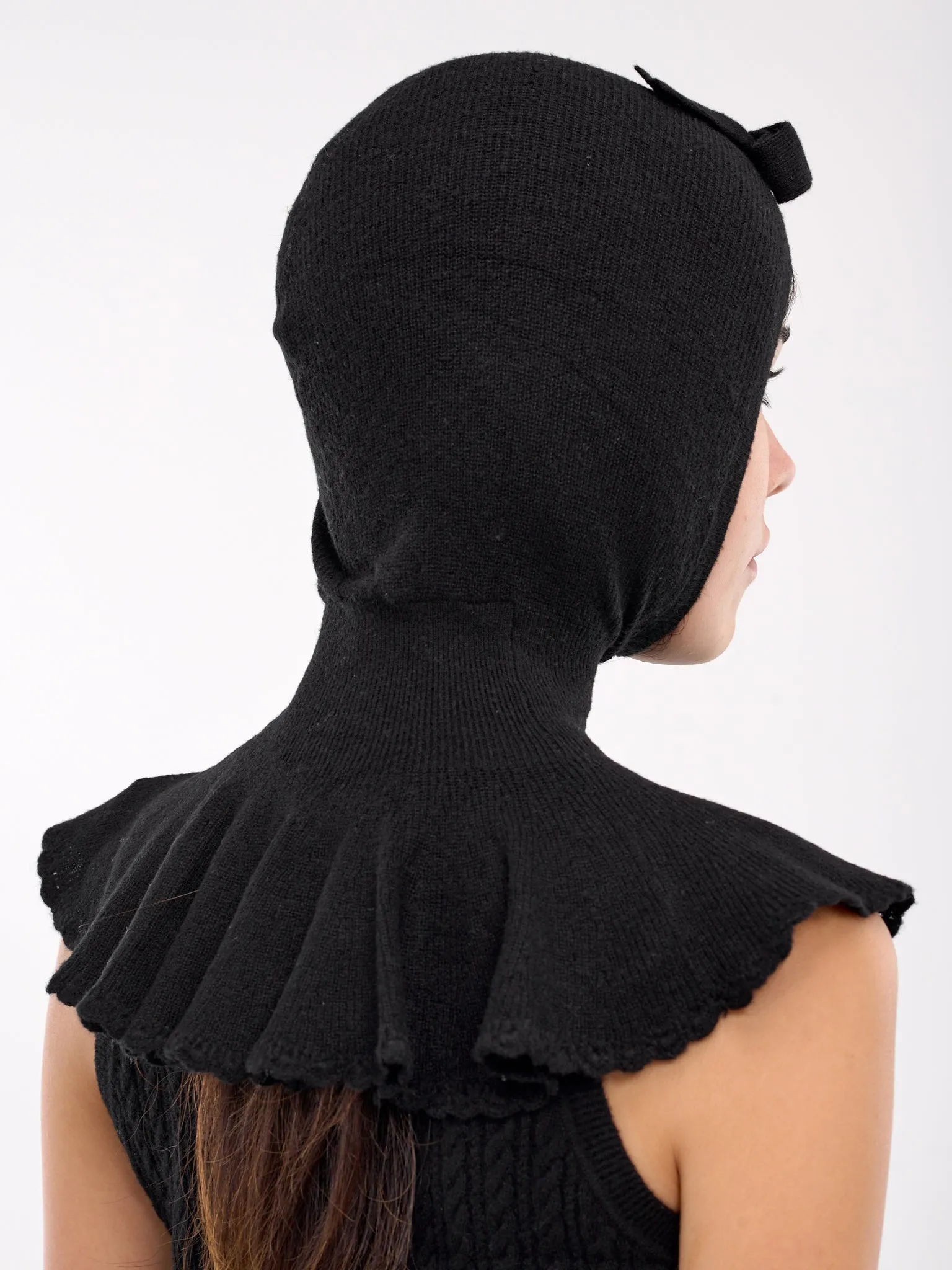 Cape Hat (AC01-RTI068-BLACK)