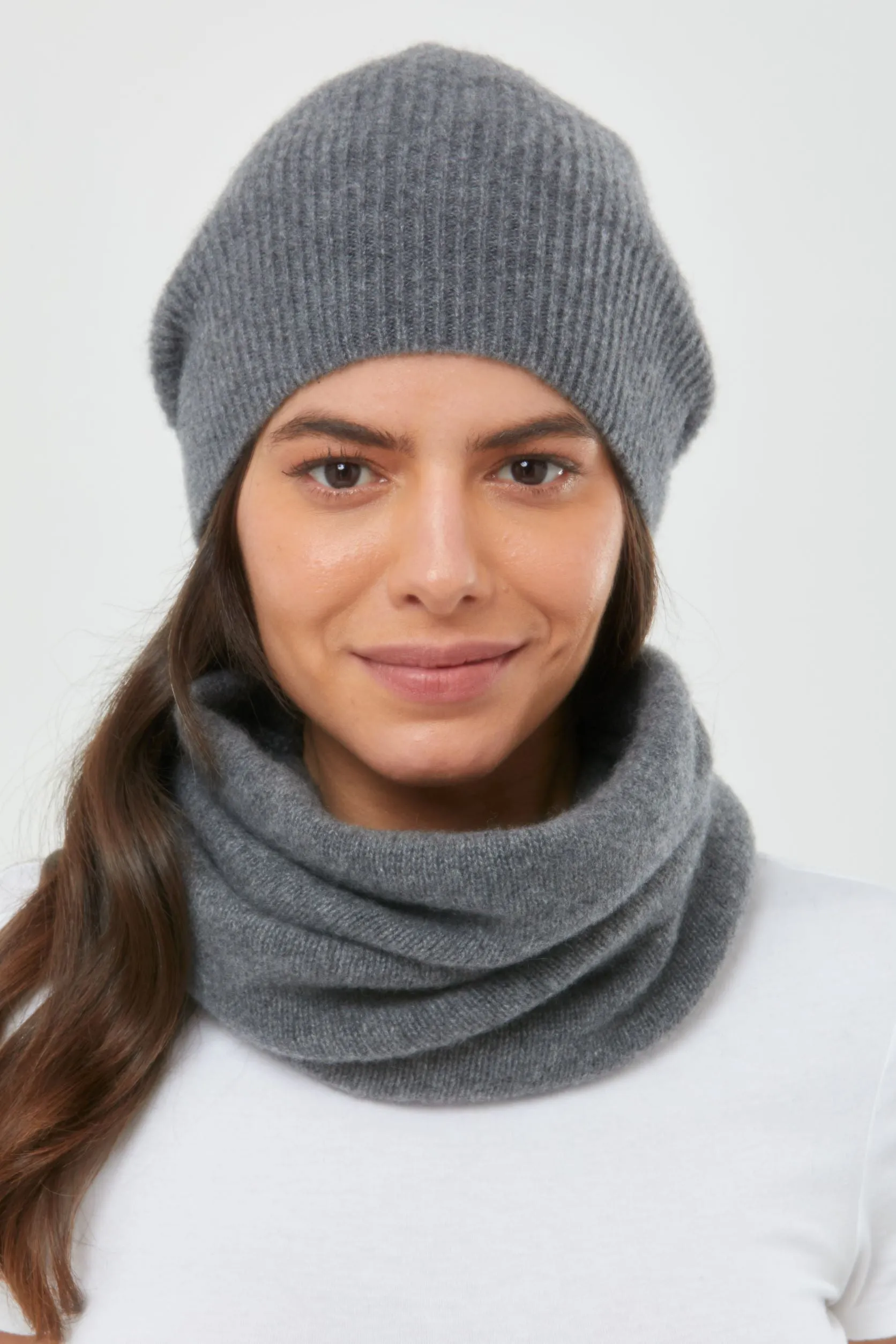 Cashmere Slouch Rib Hat