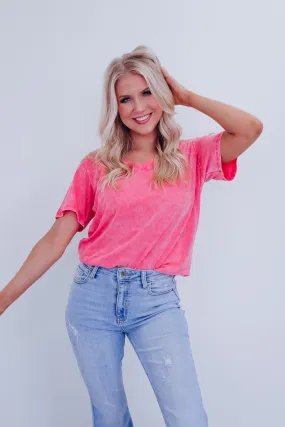 Evie V-neck Acid Washed Top - Pink