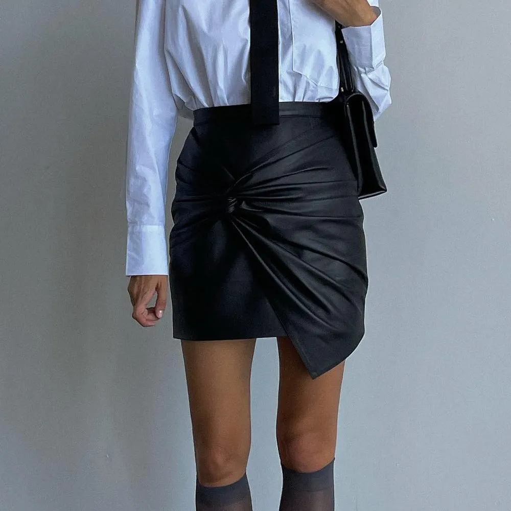 Girlary-shop concert outfit dress to impress Women's Clothing 2024 Autumn and Winter New Street Fashion Pleated Hip Skirt Leather Skirt