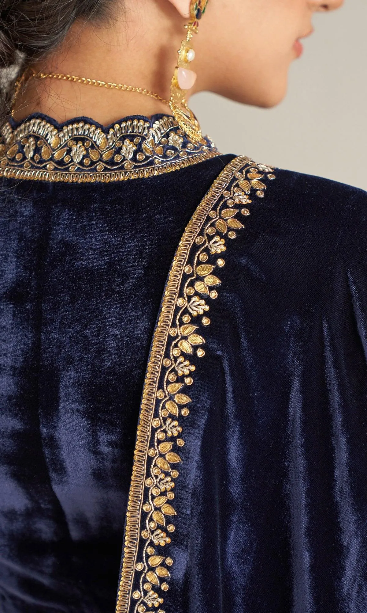 Khizaan Embroidered Midnight Blue Only Shawl