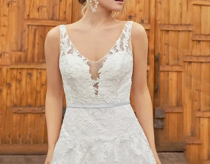 Lace Applique Adorned Sleeveless A Line Wedding Gown All Sizes/Colors