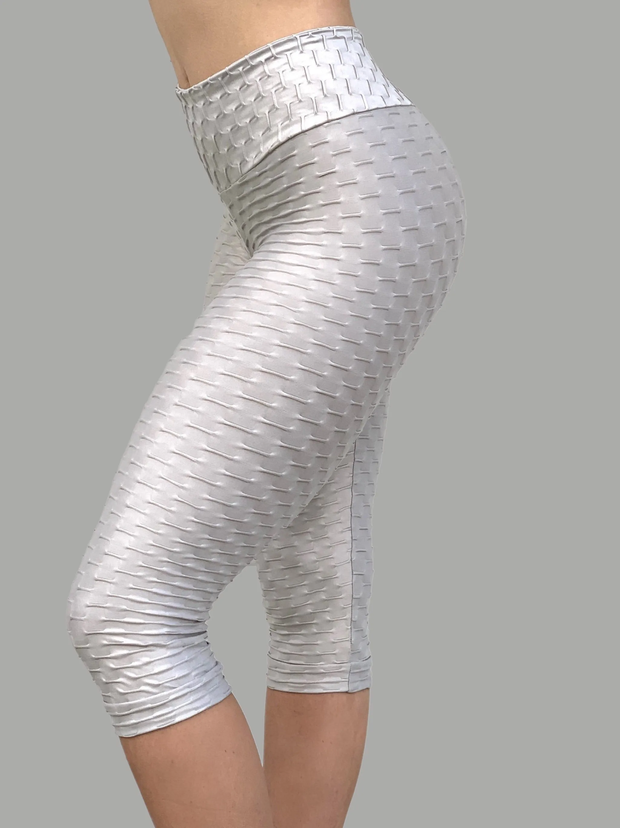 Metallic Honeycomb Capris