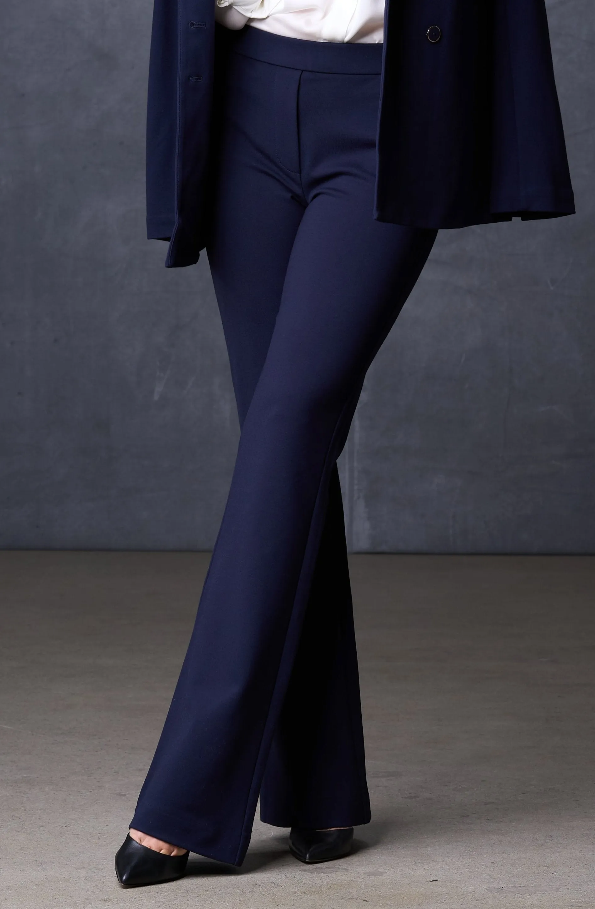 The Dolly Flare Pant Navy