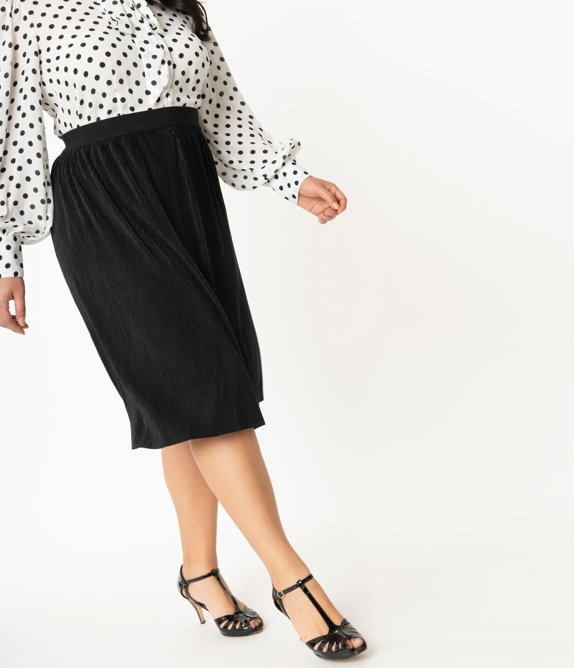 Unique Vintage Plus Size Black Pleated Susie Skirt