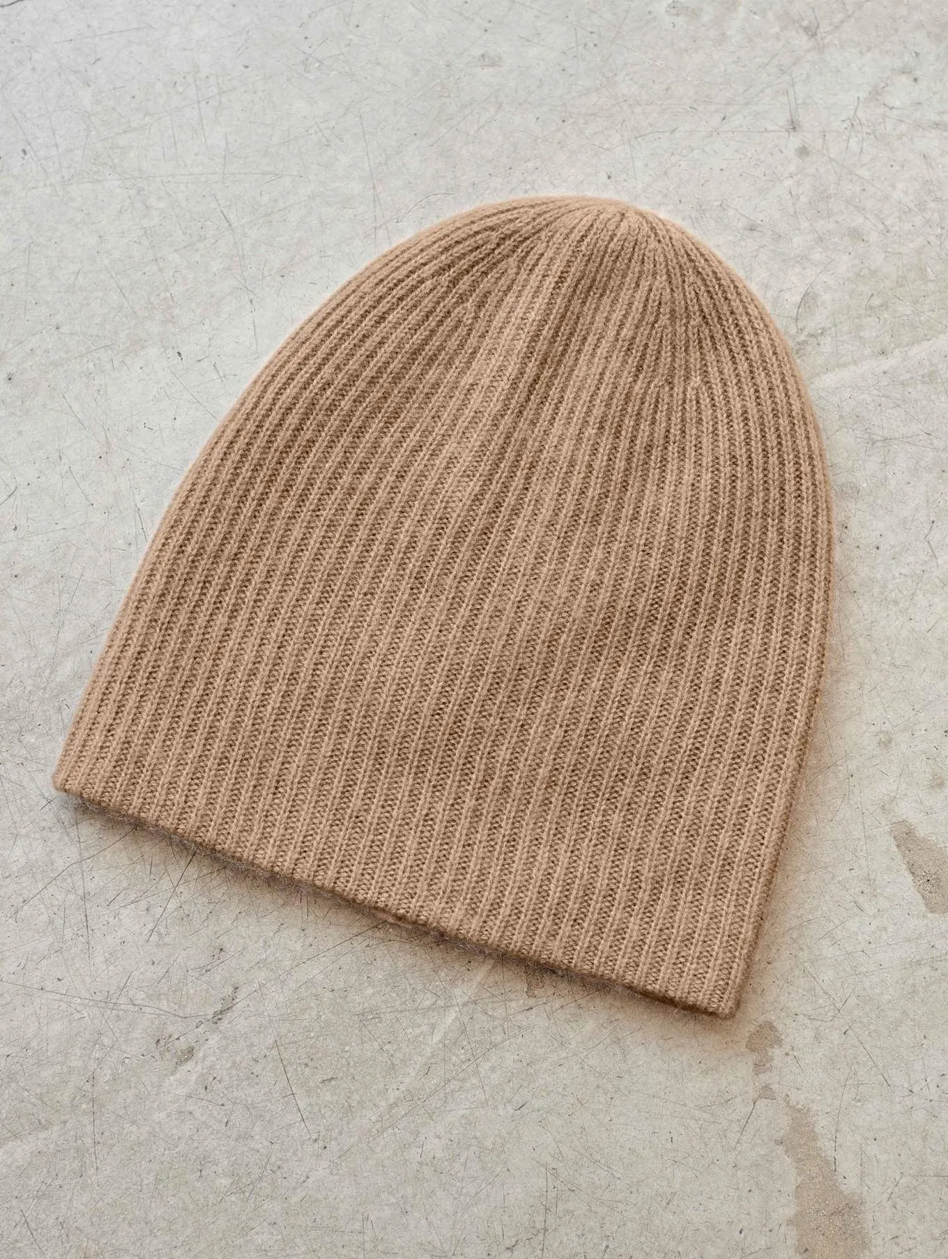 White   Warren - Cashmere Plush Rib Beanie in Camel Heather