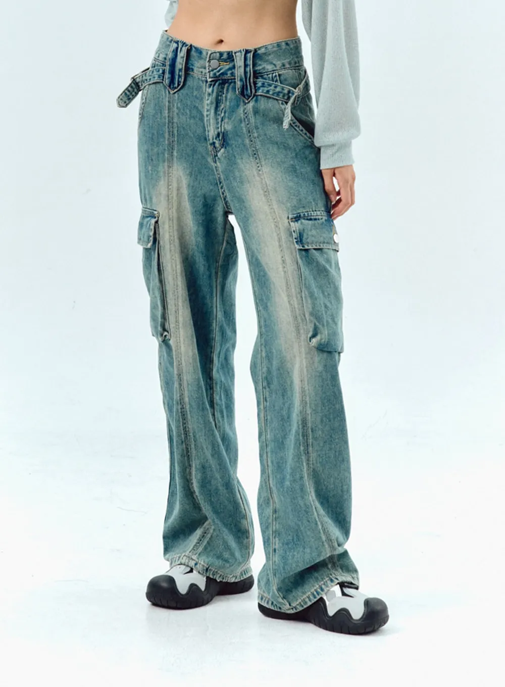 Wide Leg Cargo Jeans in Washed Blue IG311