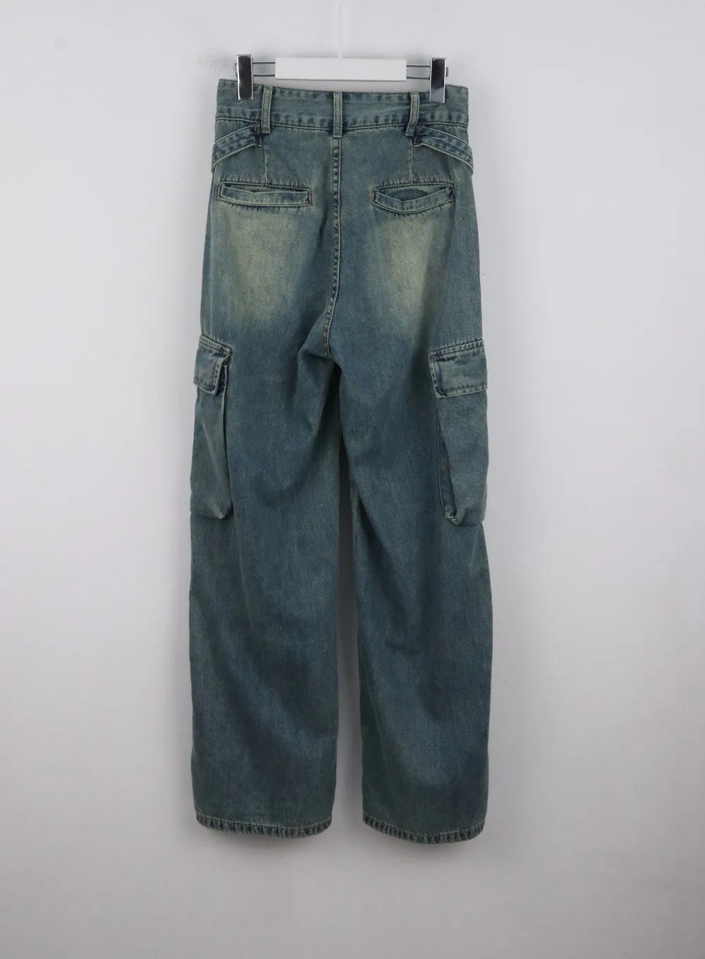 Wide Leg Cargo Jeans in Washed Blue IG311