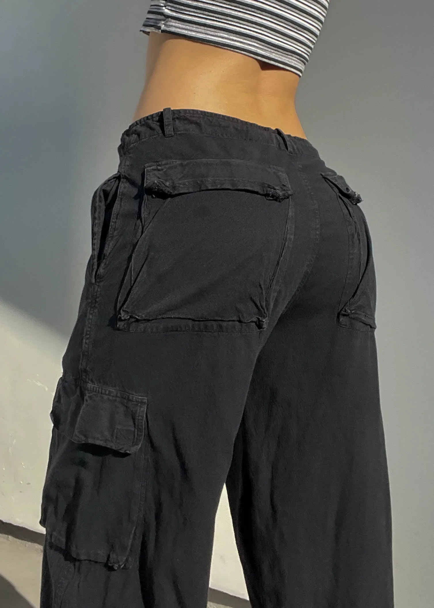 Y2k Black Drawstring Cargos (M)